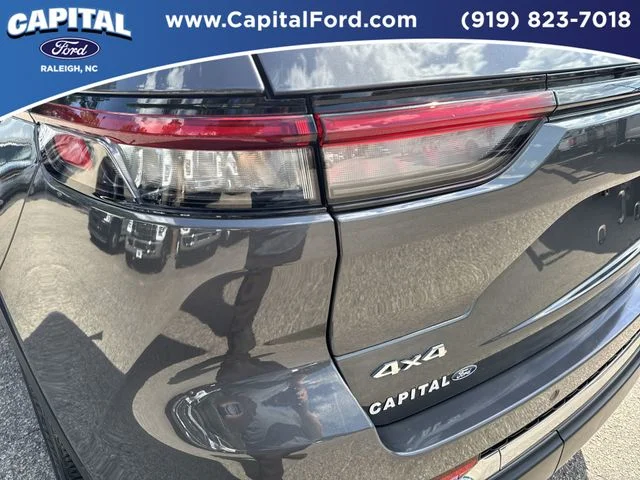 Used 2024 Gray Jeep Limited image 15