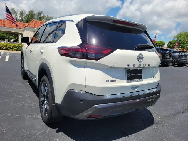 Certified Used 2023 White Nissan SL image 6