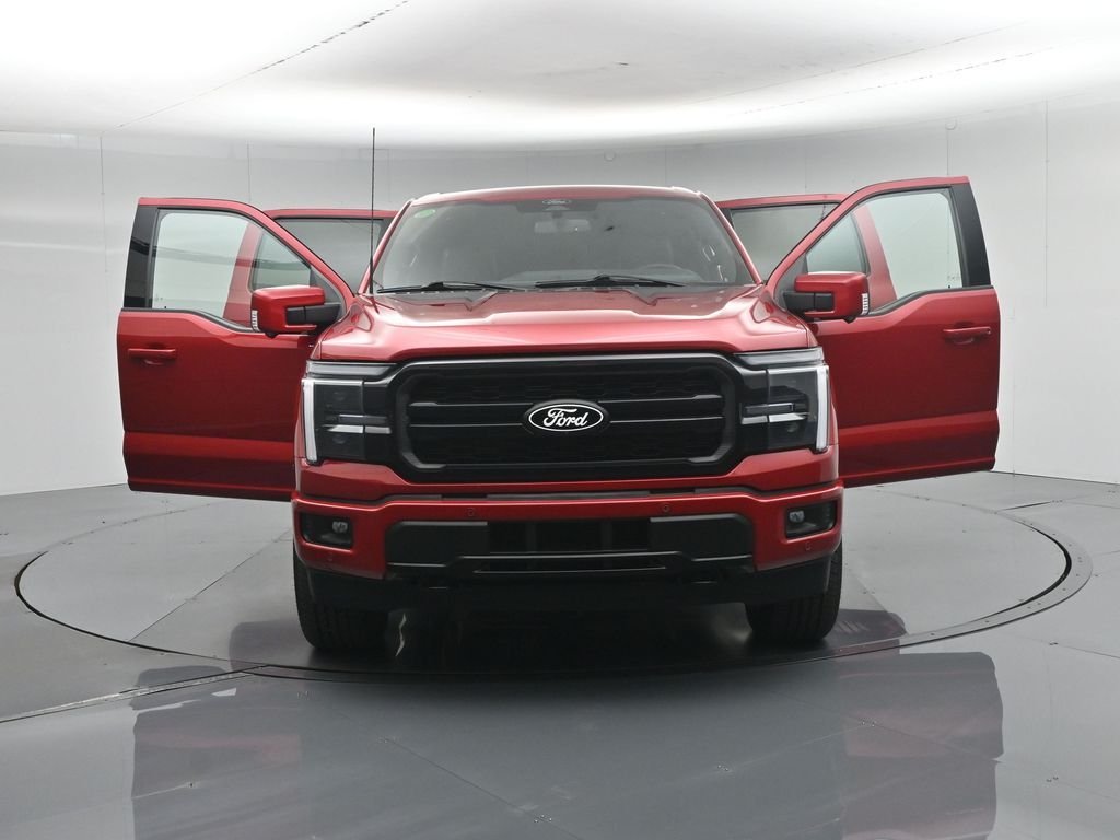 Used 2025 Red Ford Lariat image 38