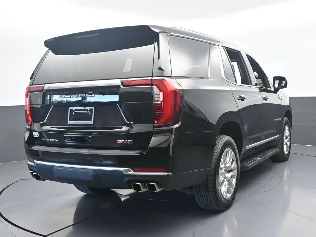 Used 2025 Onyx Black GMC Denali image 5