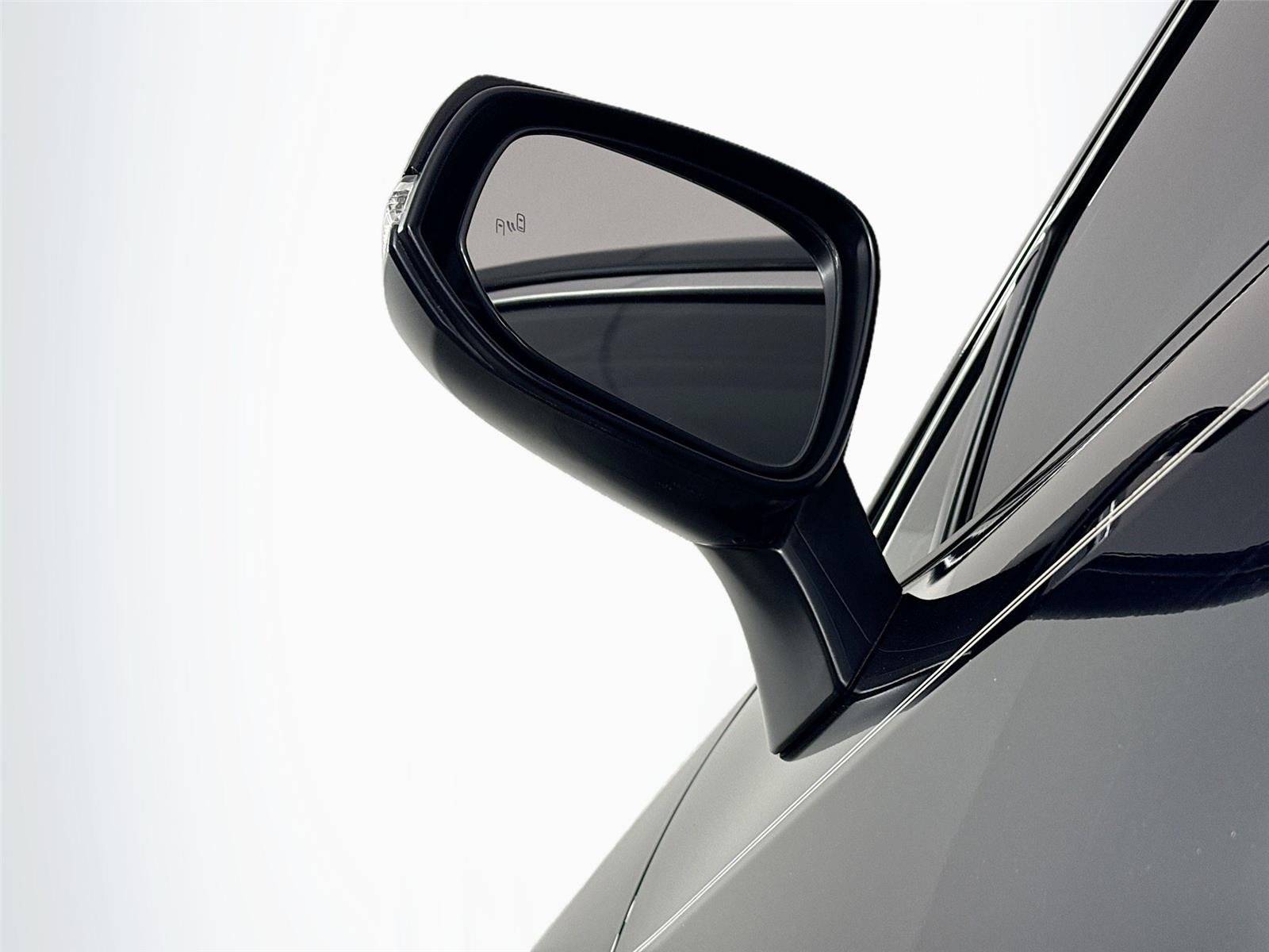 Certified Used 2022 Midnight Black Metallic Toyota XLE Premium image 5