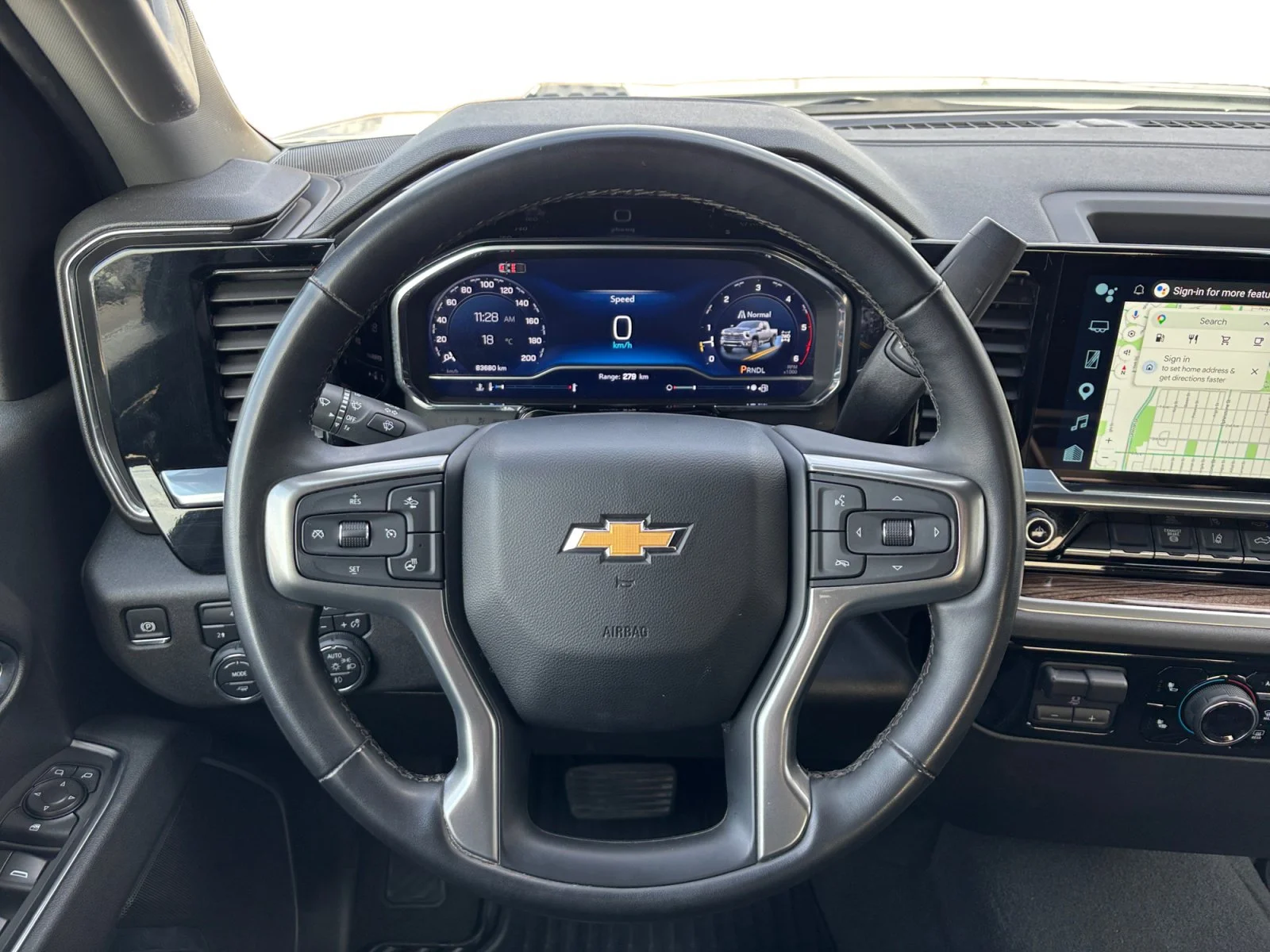 Used 2025 Summit White Chevrolet LT image 13