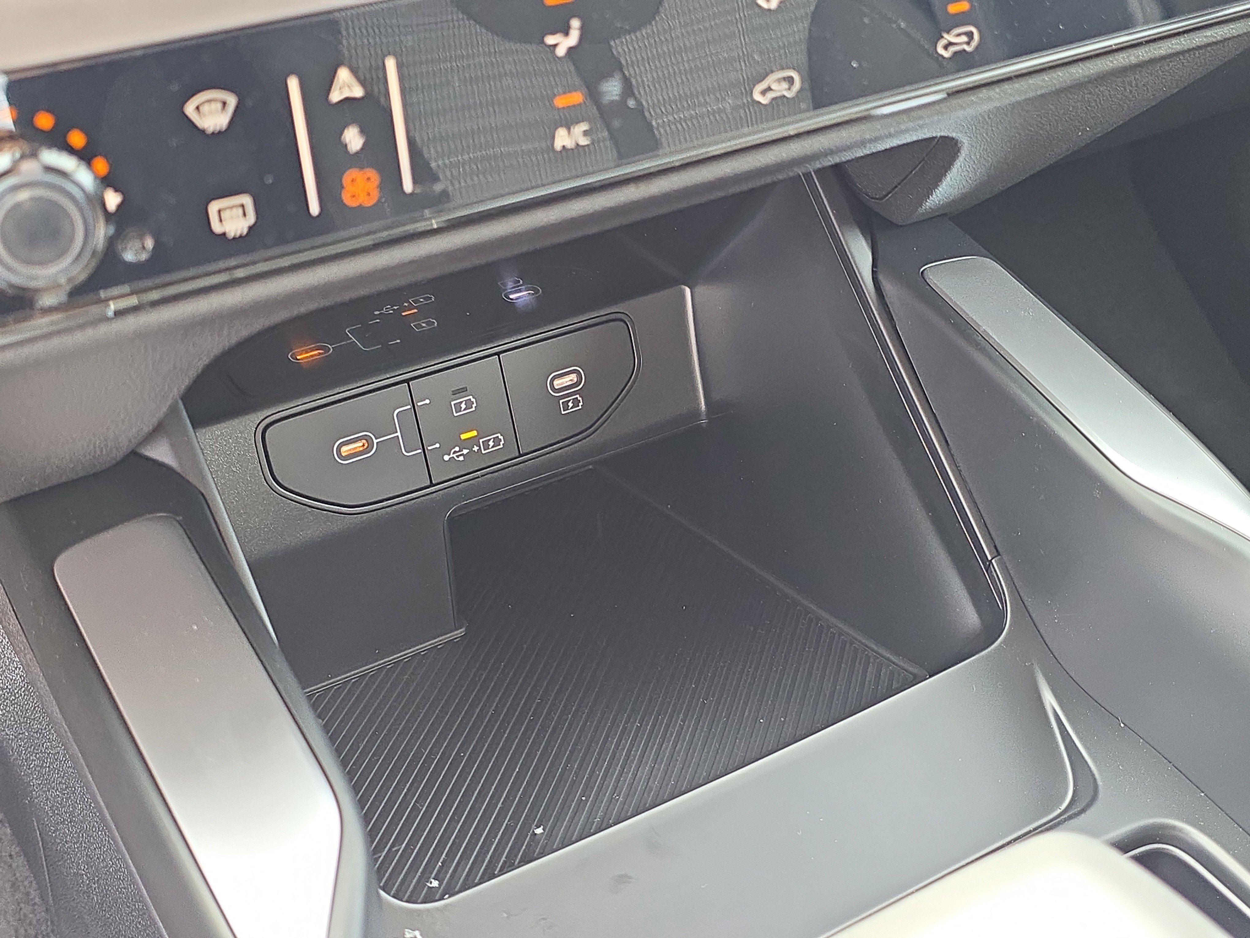 New 2026 Panthera Metal Kia LX image 25