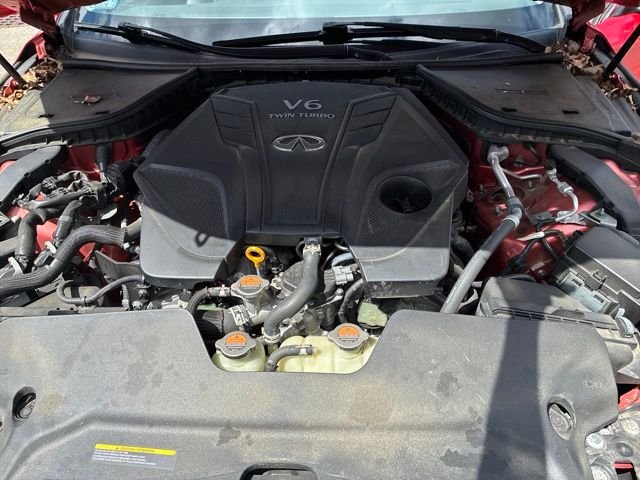 Used 2023 Red INFINITI LUXE image 19