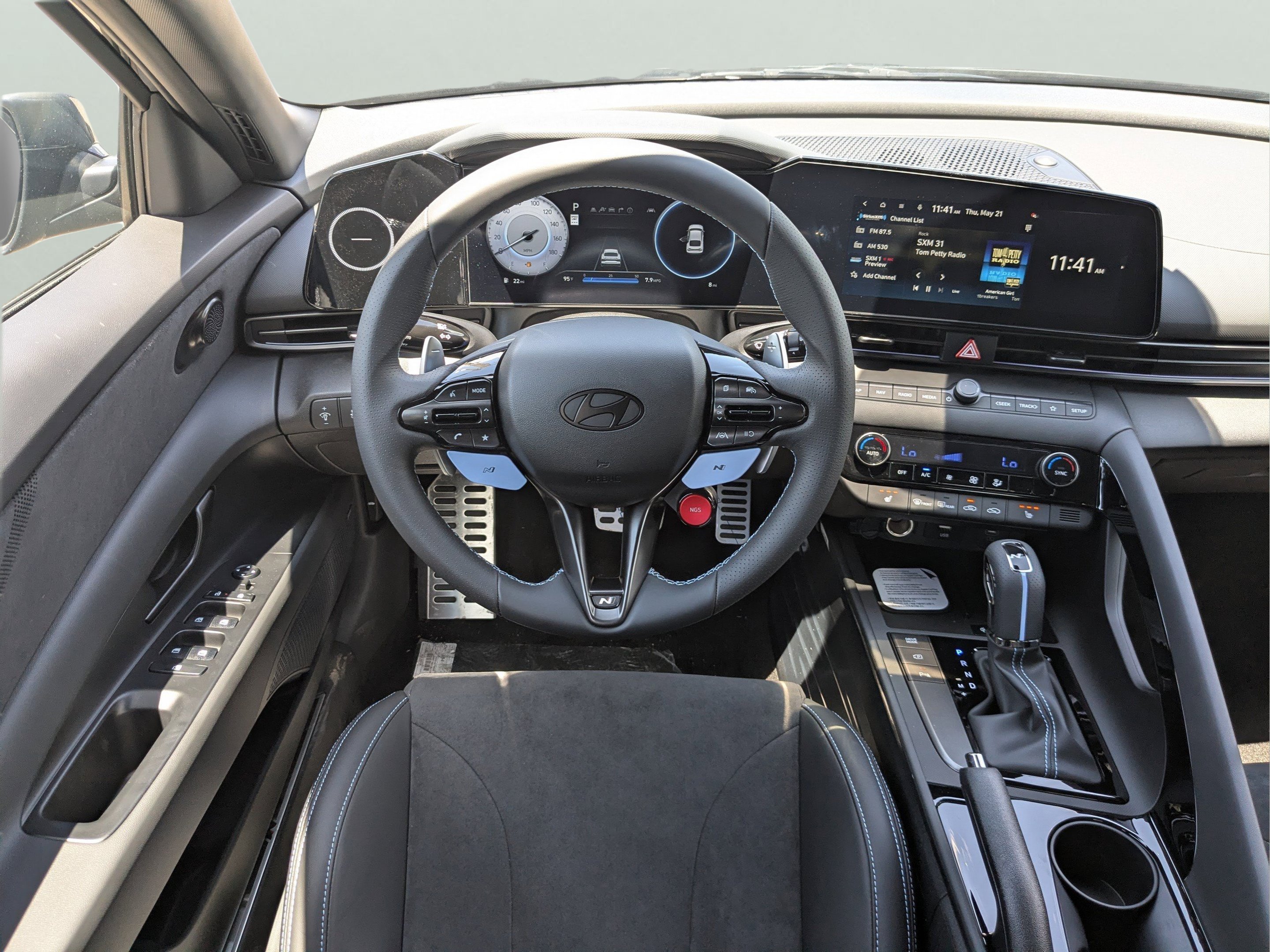 New 2026 Atlas White Hyundai Sedan image 17