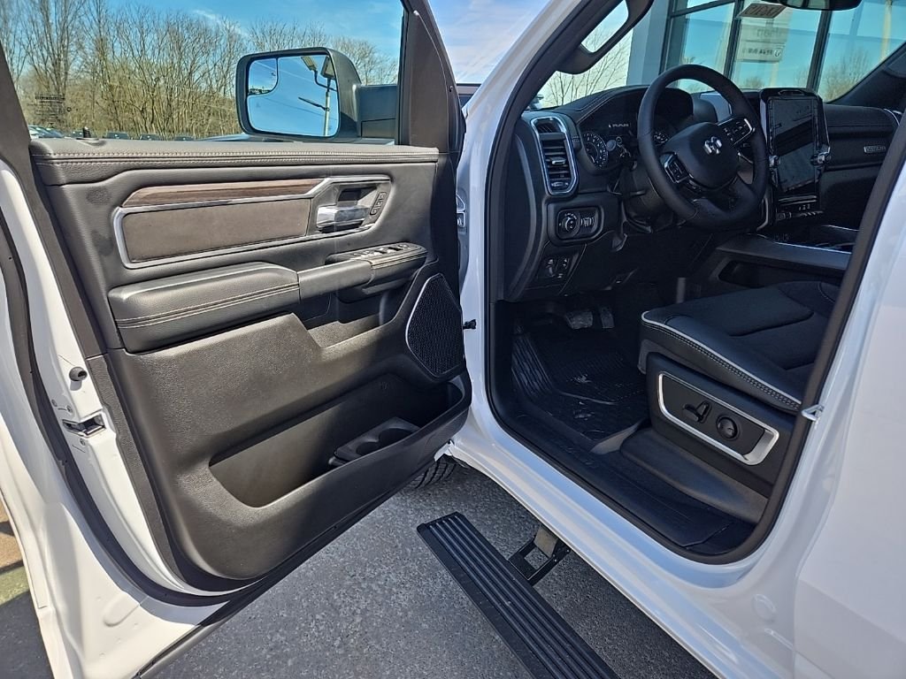 New 2026 Bright White Clear-Coat Exterior Paint RAM Laramie image 36