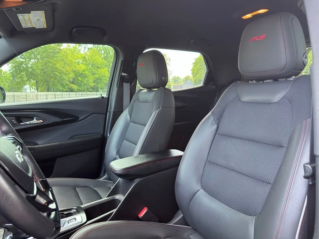 Used 2021 Gray Chevrolet RS image 24