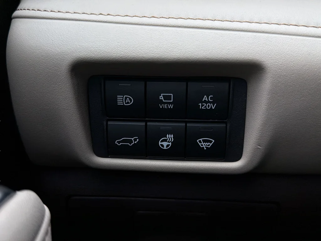 Used 2020 Amber Toyota Limited image 13
