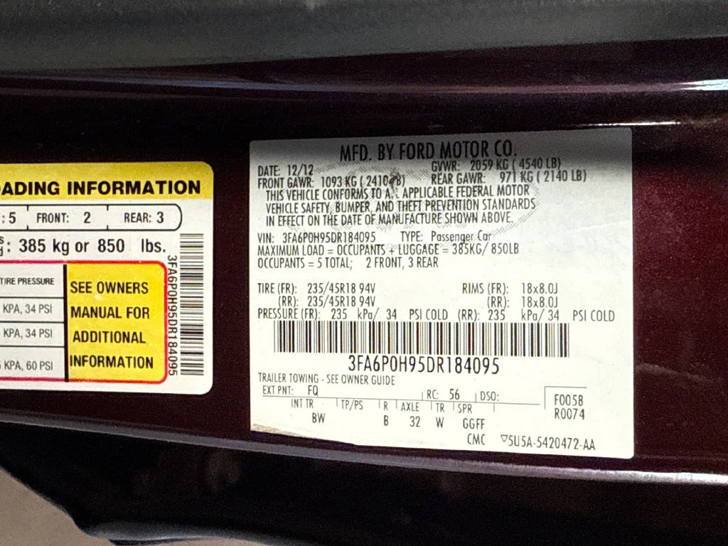 Used 2013 Red Ford SE image 23