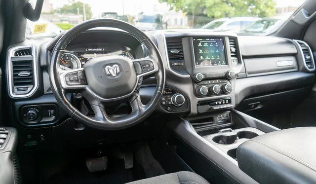 Used 2020 Blue Ram Big Horn/Lone Star image 12