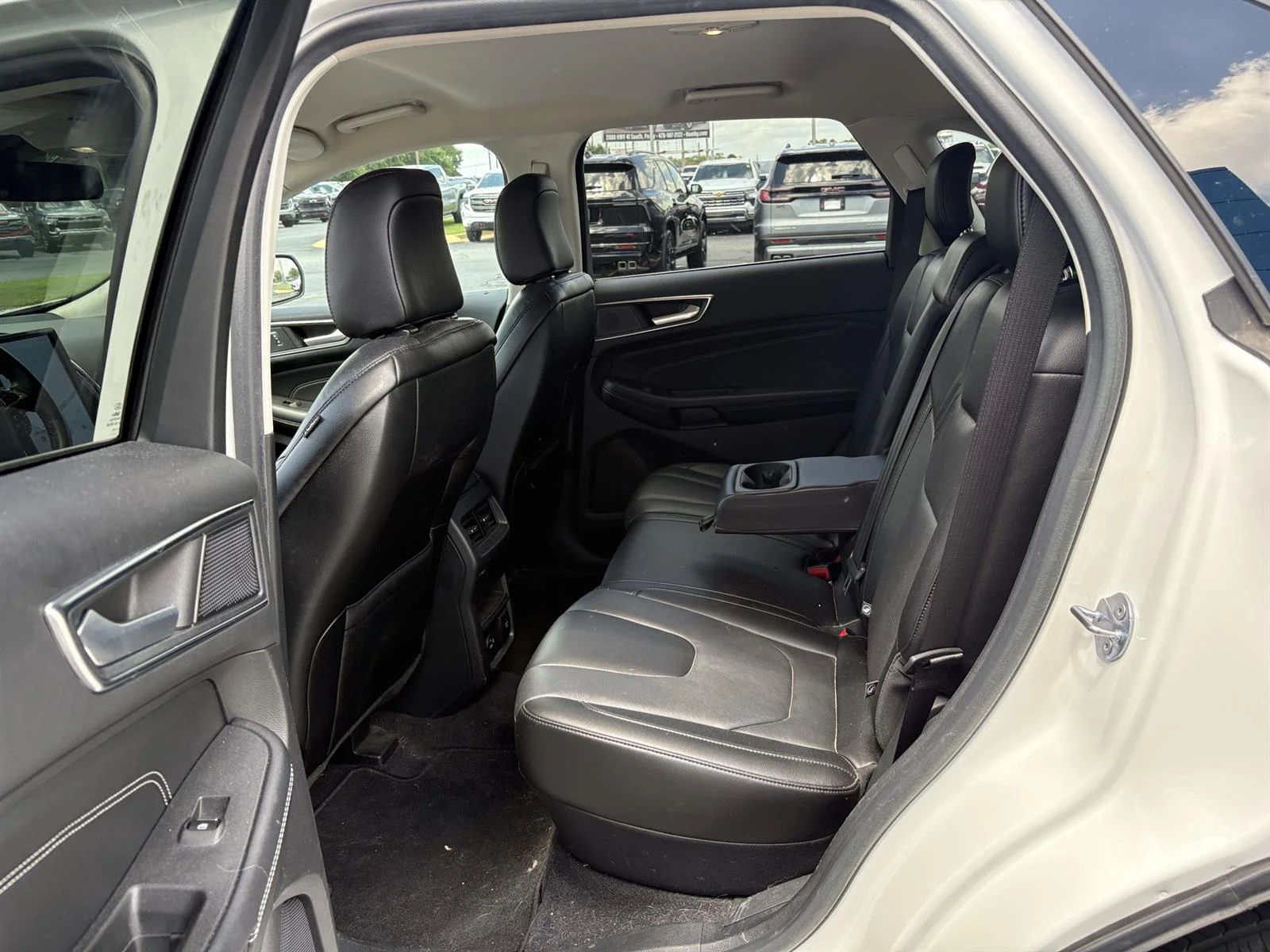 Used 2021 White Ford Titanium image 21