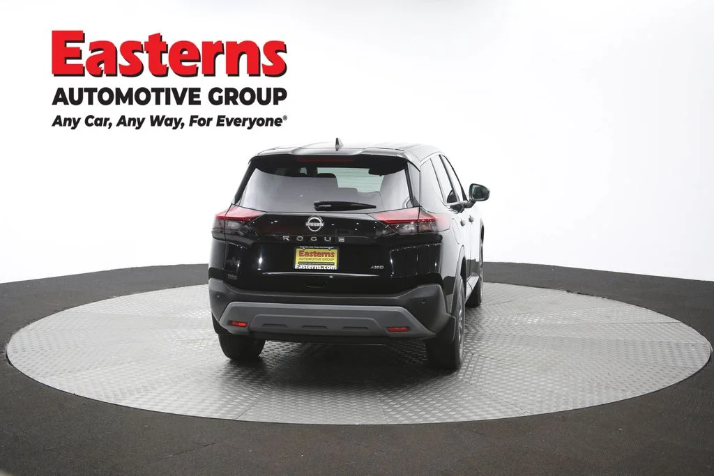 Used 2023 Black Nissan S image 38