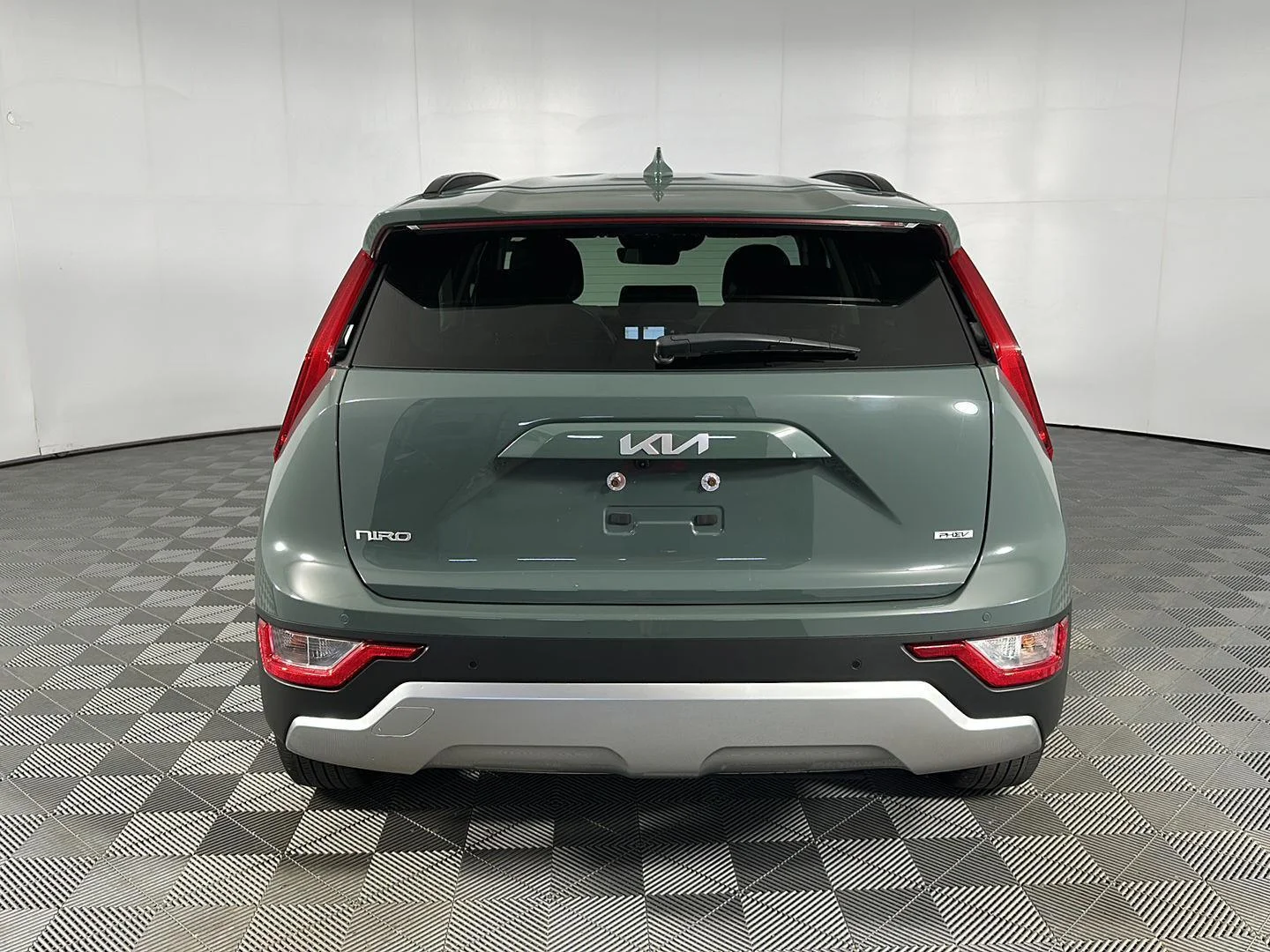Used 2023 Cityscape Green Kia EX image 20