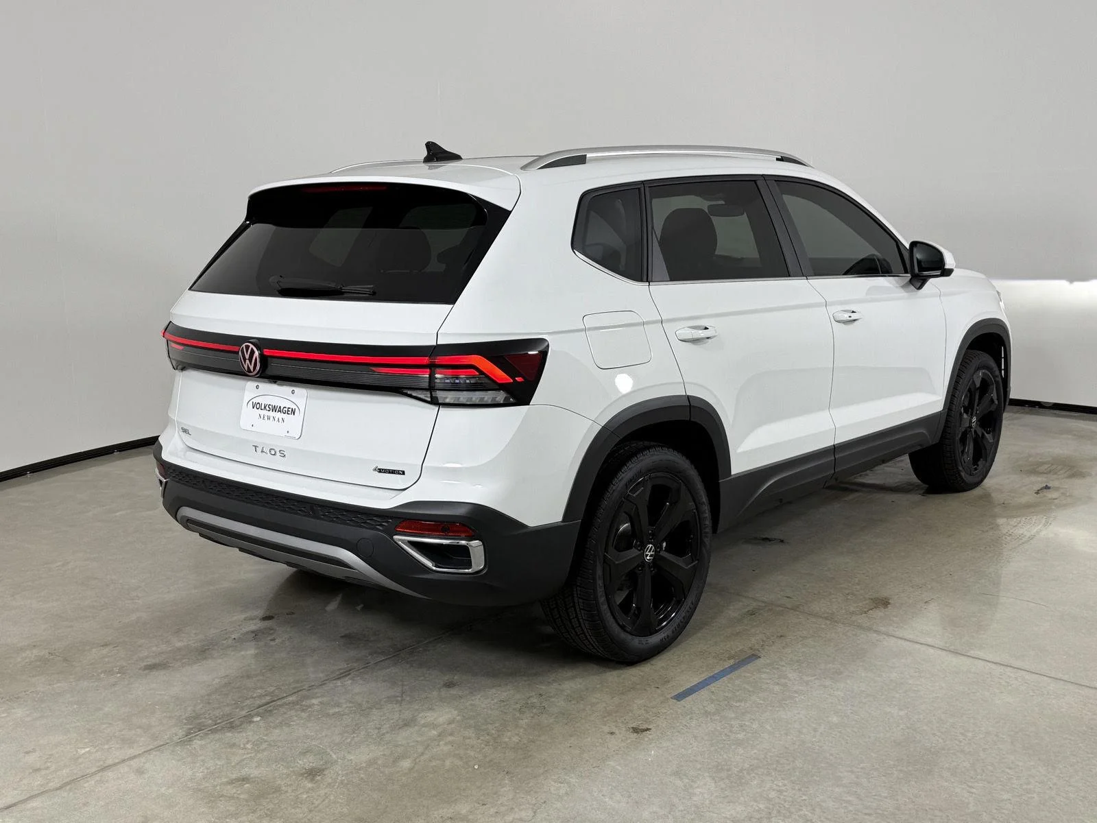 New 2027 Pure White Volkswagen SEL image 5