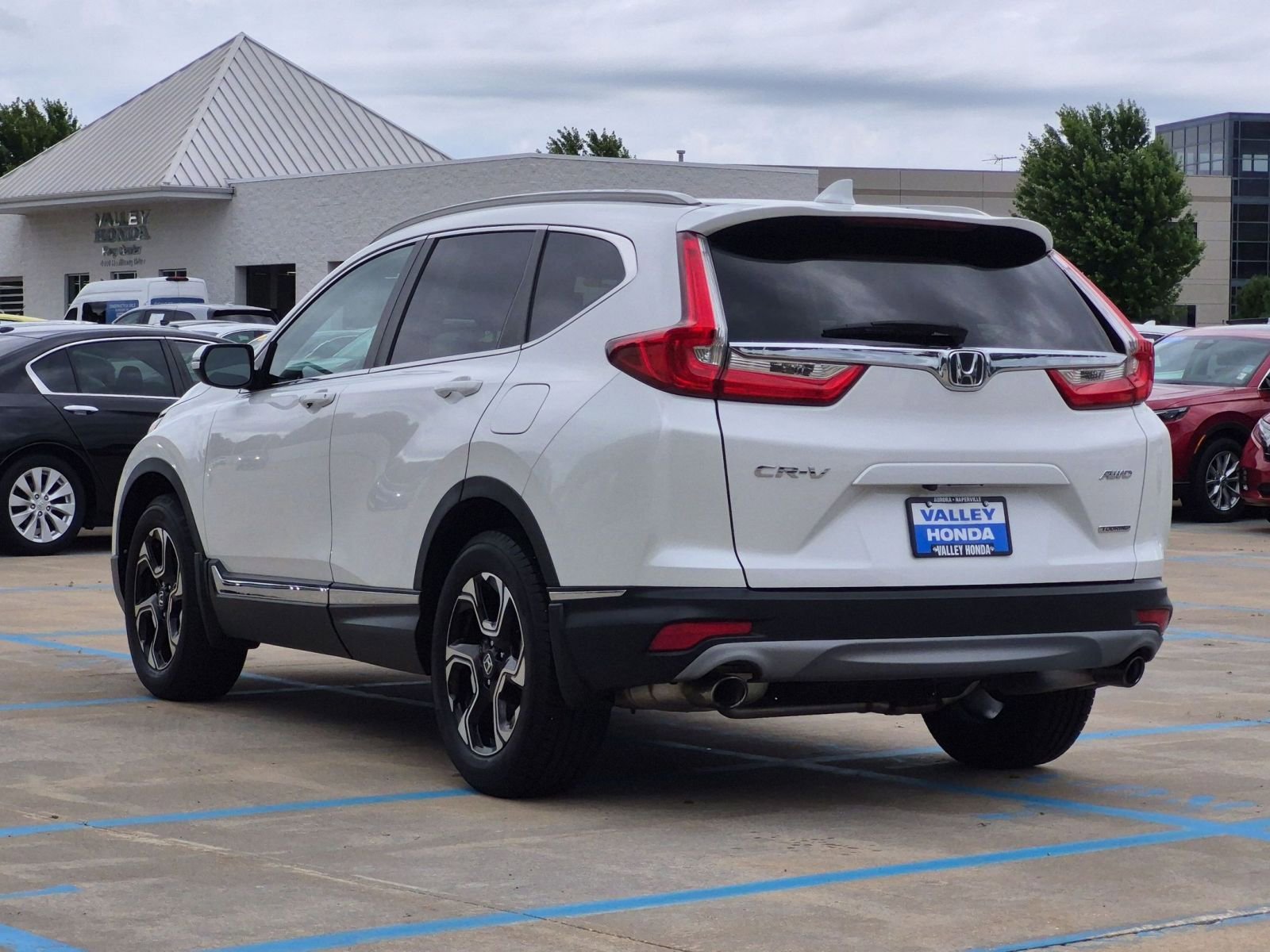 Certified Used 2019 Platinum White Pearl Honda Touring AWD image 9