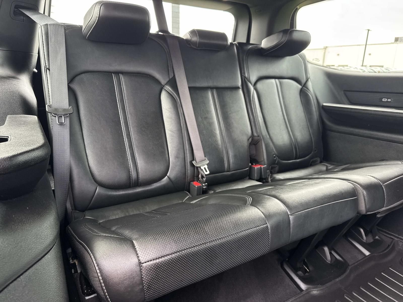 Used 2023 Black Jeep Series II image 9