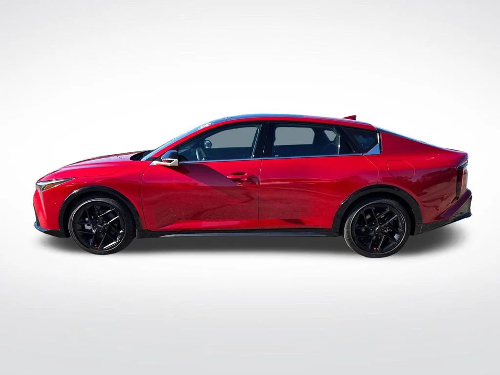 Used 2025 Red Kia GT-Line Turbo image 8