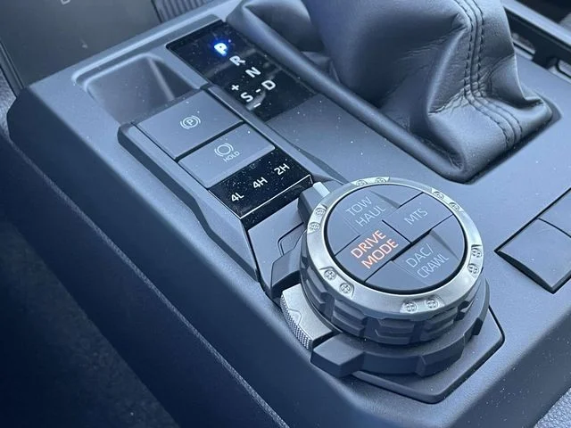2025 Toyota 4Runner TRD Off-Road - Photo 31