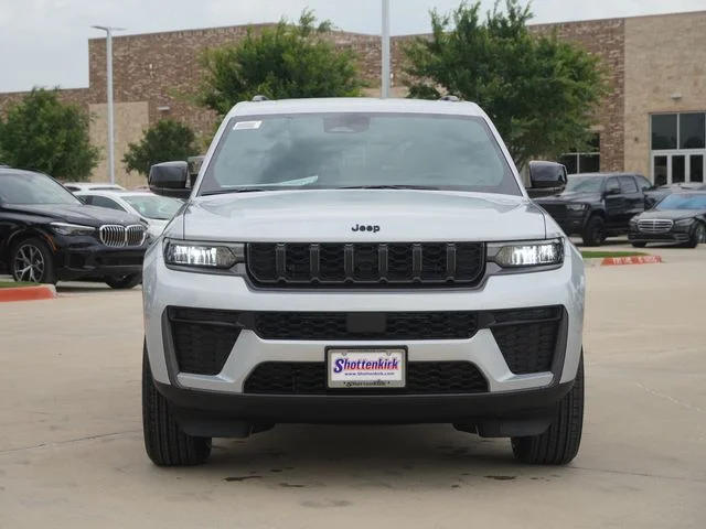 New 2026 Silver Zynith Jeep Altitude image 2