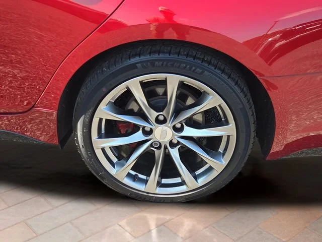 Used 2020 RED OBSESSION TINTCOAT Cadillac Sport image 30