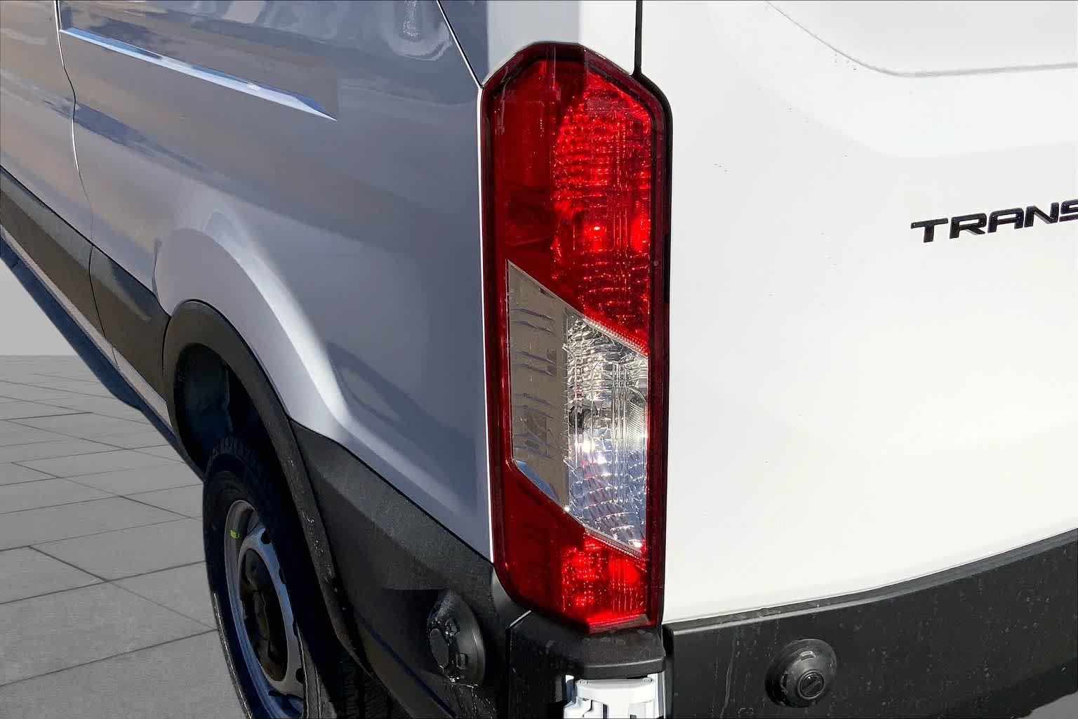 New 2026 Oxford White Ford Cargo Van image 14