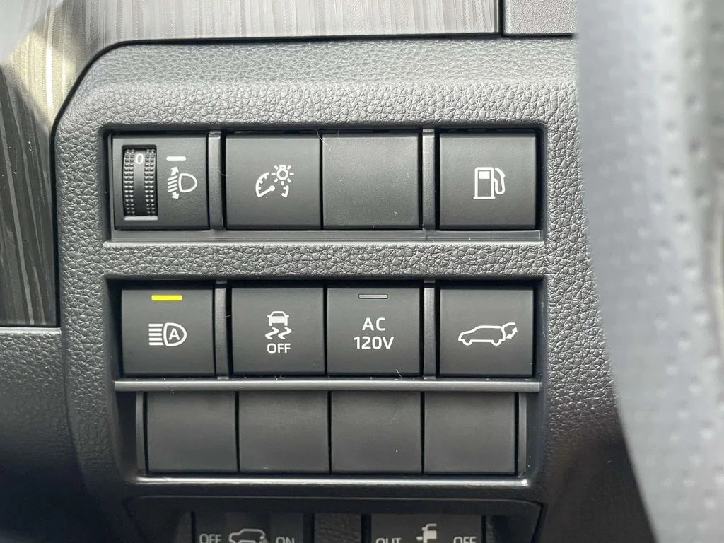New 2026 Black Toyota Platinum image 24