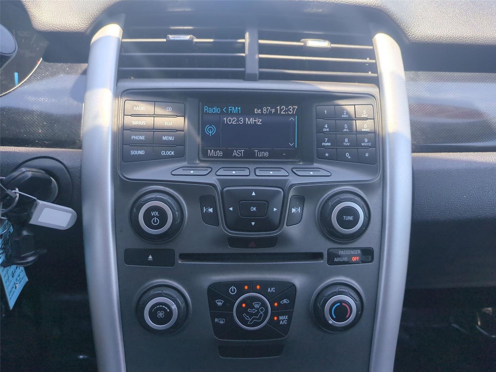 Used 2013 Ingot Silver Metallic Ford SE image 37