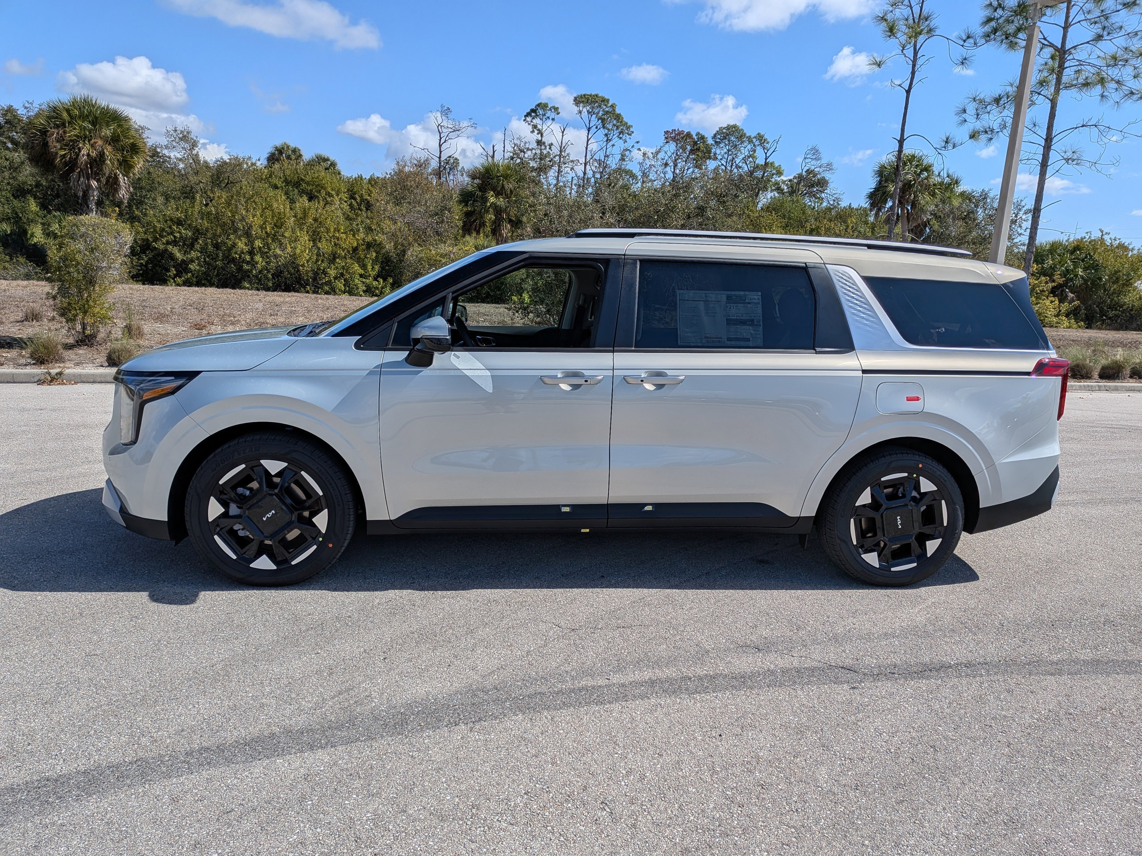 New 2026 Ivory Silver Kia EX image 8