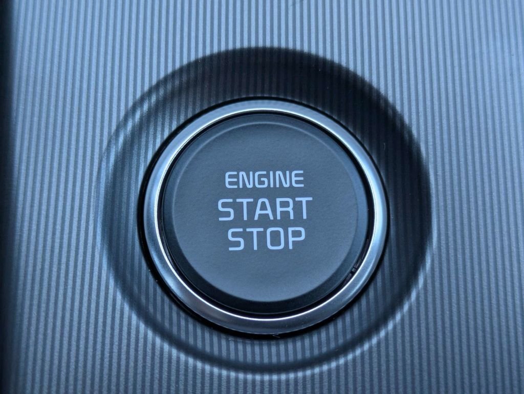 New 2026 Wolf Gray Kia SX Prestige image 34