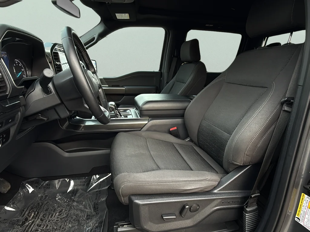 Used 2023 Gray Metallic Ford XLT image 26