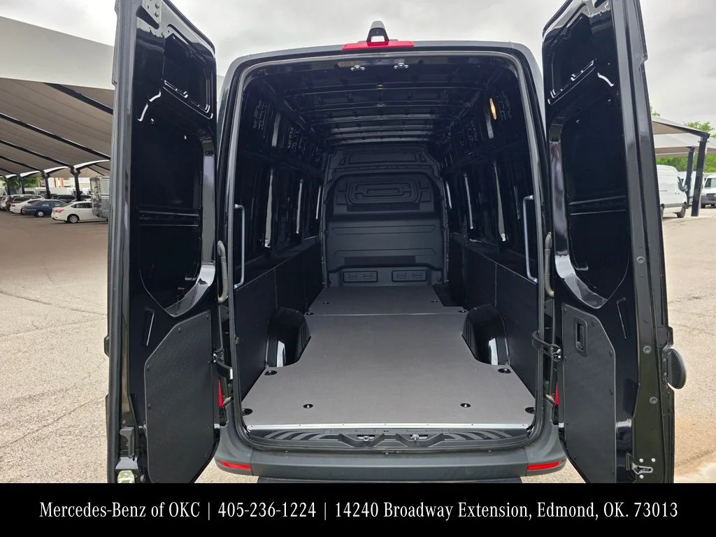 Used 2024 Black Mercedes-Benz Cargo 170 WB image 5