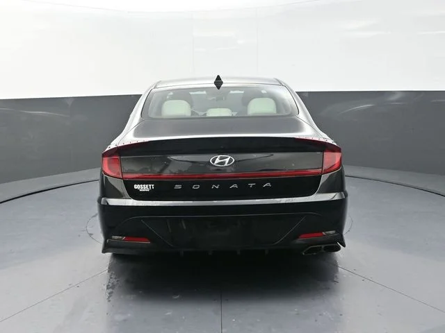 Used 2021 Black Hyundai SEL image 9