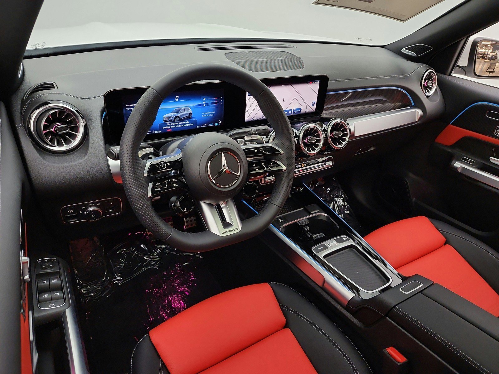 New 2026 Polar White Mercedes-Benz AMG® GLB 35 4MATIC SUV image 30