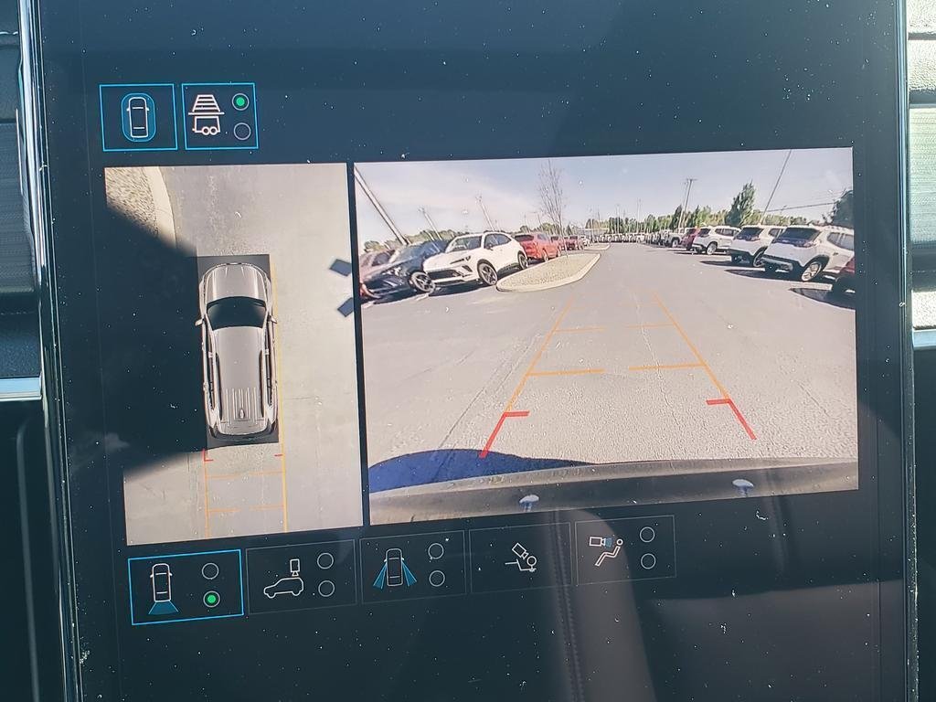 2027 GMC Acadia Elevation - Photo 17