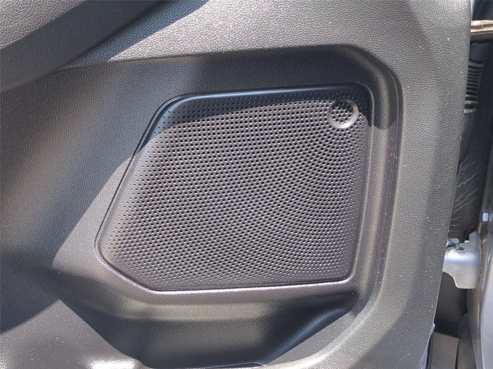 Used 2022 Iced Blue Silver Ford SE image 17
