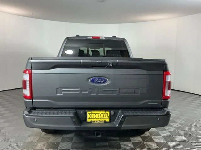 Used 2023 Gray Ford Lariat image 5