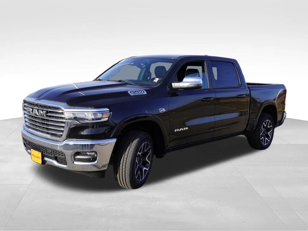 New 2026 Diamond Black Crystal Pearl-Coat Exterior Paint RAM Laramie image 8