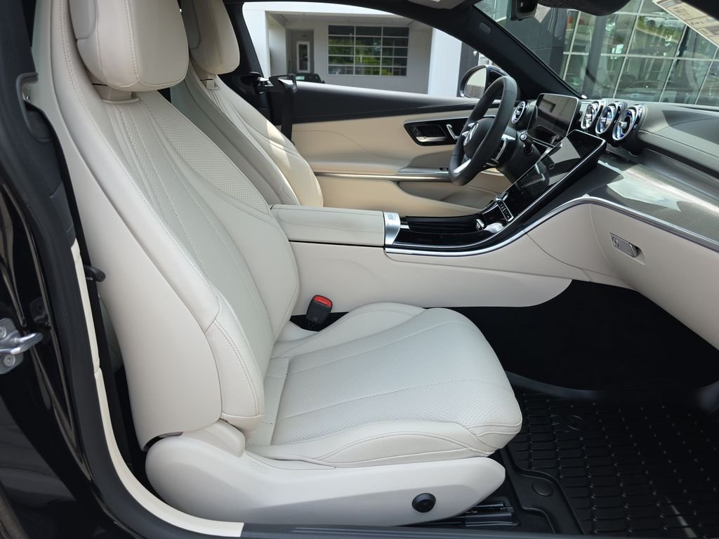 New 2026 Black Mercedes-Benz CLE 450 image 16