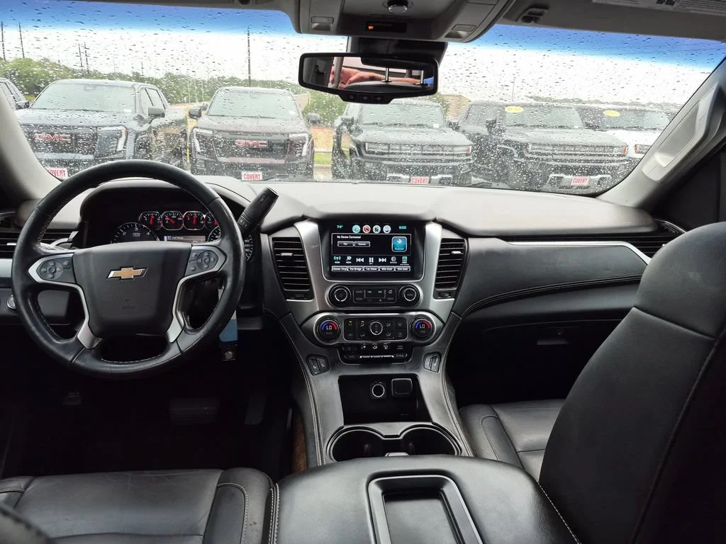 Used 2019 SHADOW GRAY METALLIC Chevrolet LT image 32