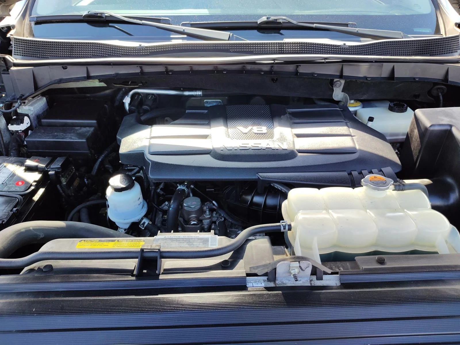 Used 2017 Gray Nissan SL image 28