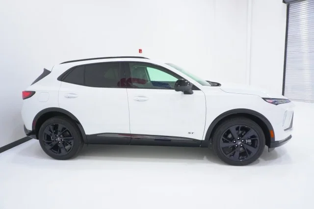New 2026 Summit White Buick Sport Touring image 4