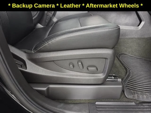 Used 2015 ONYX BLACK GMC SLT image 32