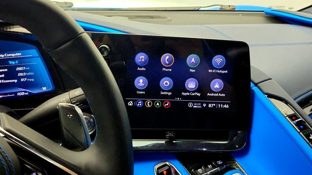 Used 2023 Rapid Blue Chevrolet 2dr Stingray Convertible w/3LT, Z51, Front Lift & Mag Ride image 19