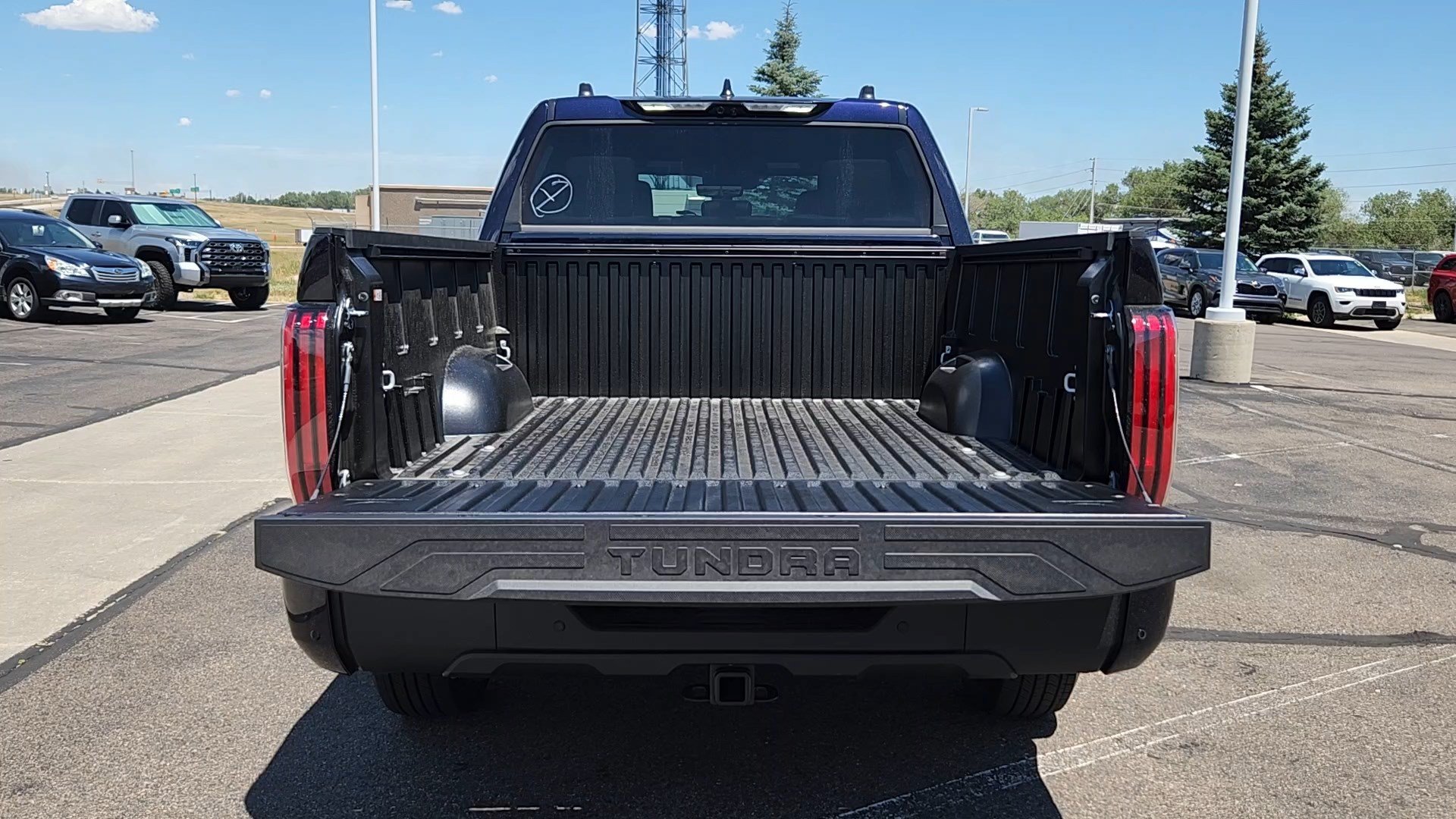 2026 Toyota Tundra Limited - Photo 17