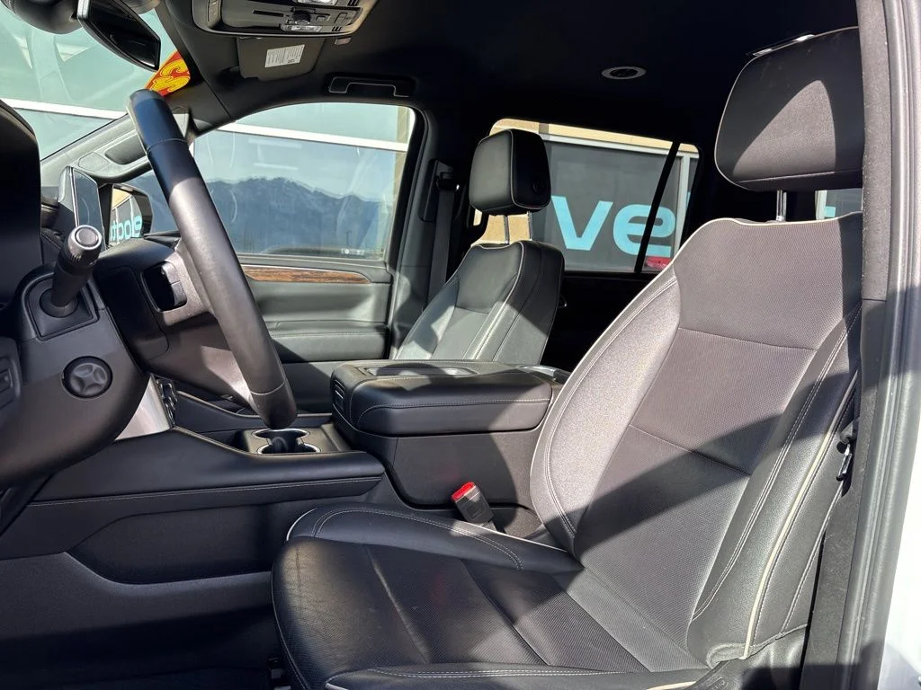 Used 2023 White Chevrolet Premier image 12