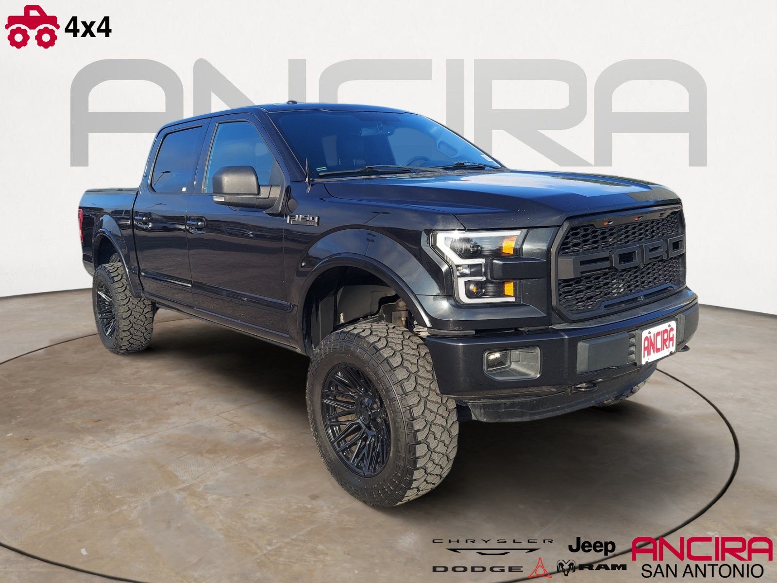 Used 2015 Tuxedo Black Metallic Ford XLT image 1