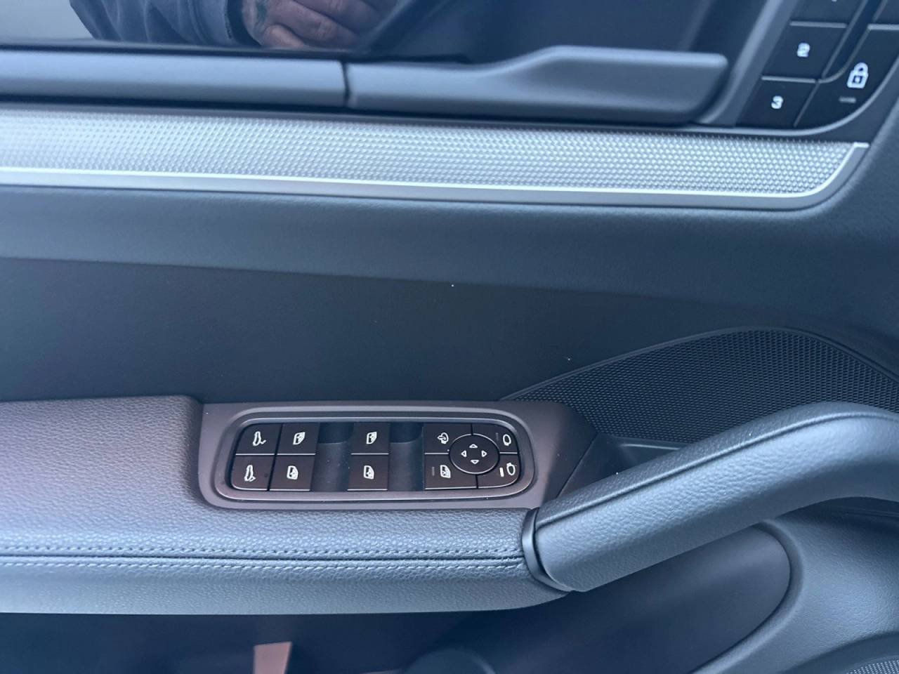 2026 Porsche Cayenne Coup Base - Photo 12
