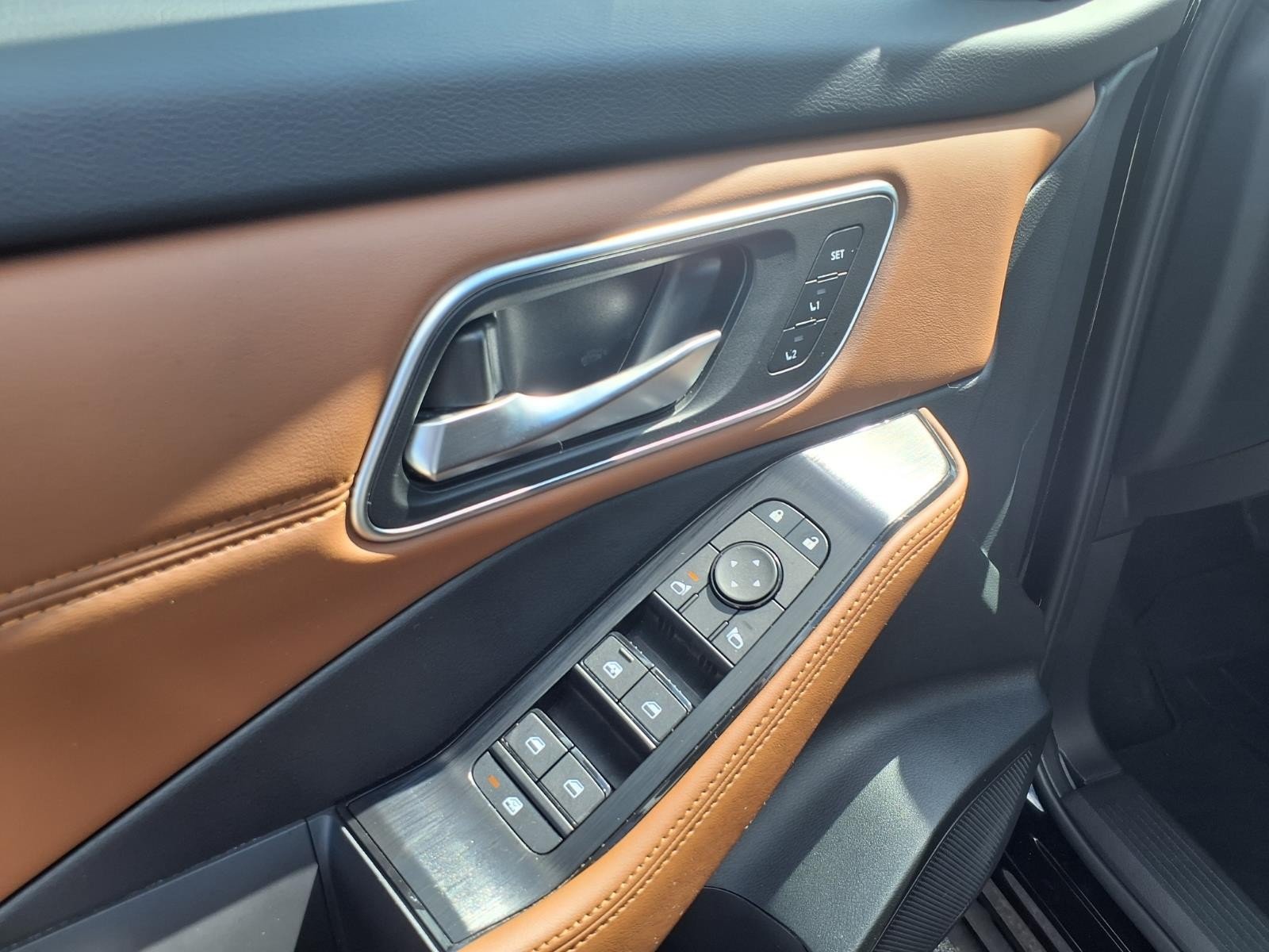 2026 Nissan Rogue Platinum Black at Robbins Nissan
