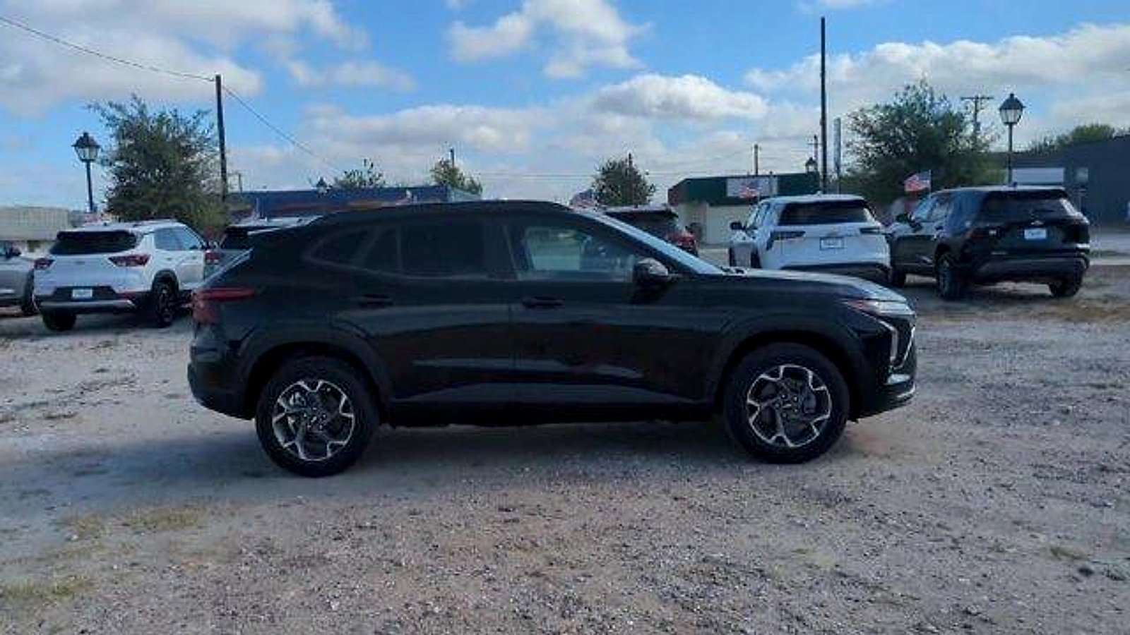 2026 Chevrolet Trax LT - Photo 9