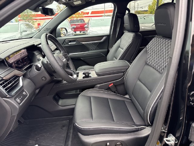 2027 GMC Acadia Denali - Photo 13